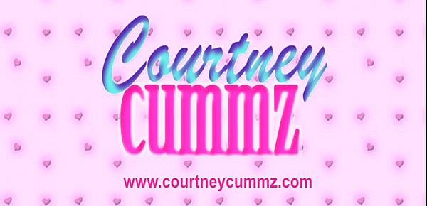  Courtney cummz butt hole and pussy playing